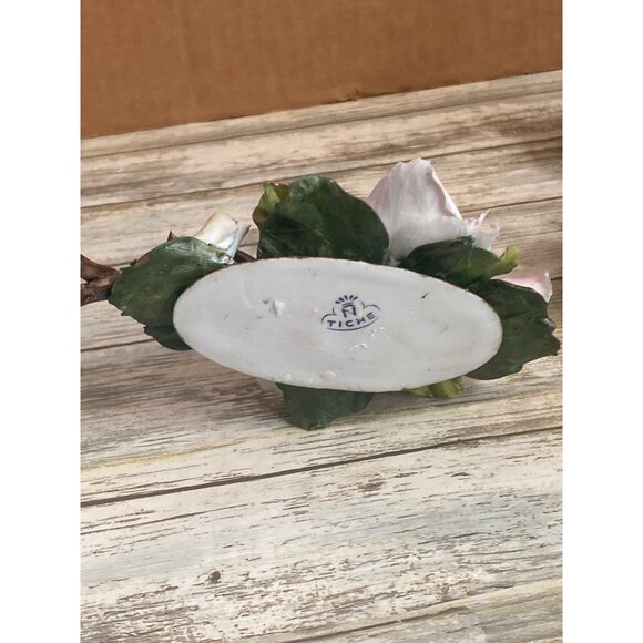 Vintage Capodimonte Tiche Porcelain Flower Figurines Lot of 5 Roses Basket - Picture 6 of 16